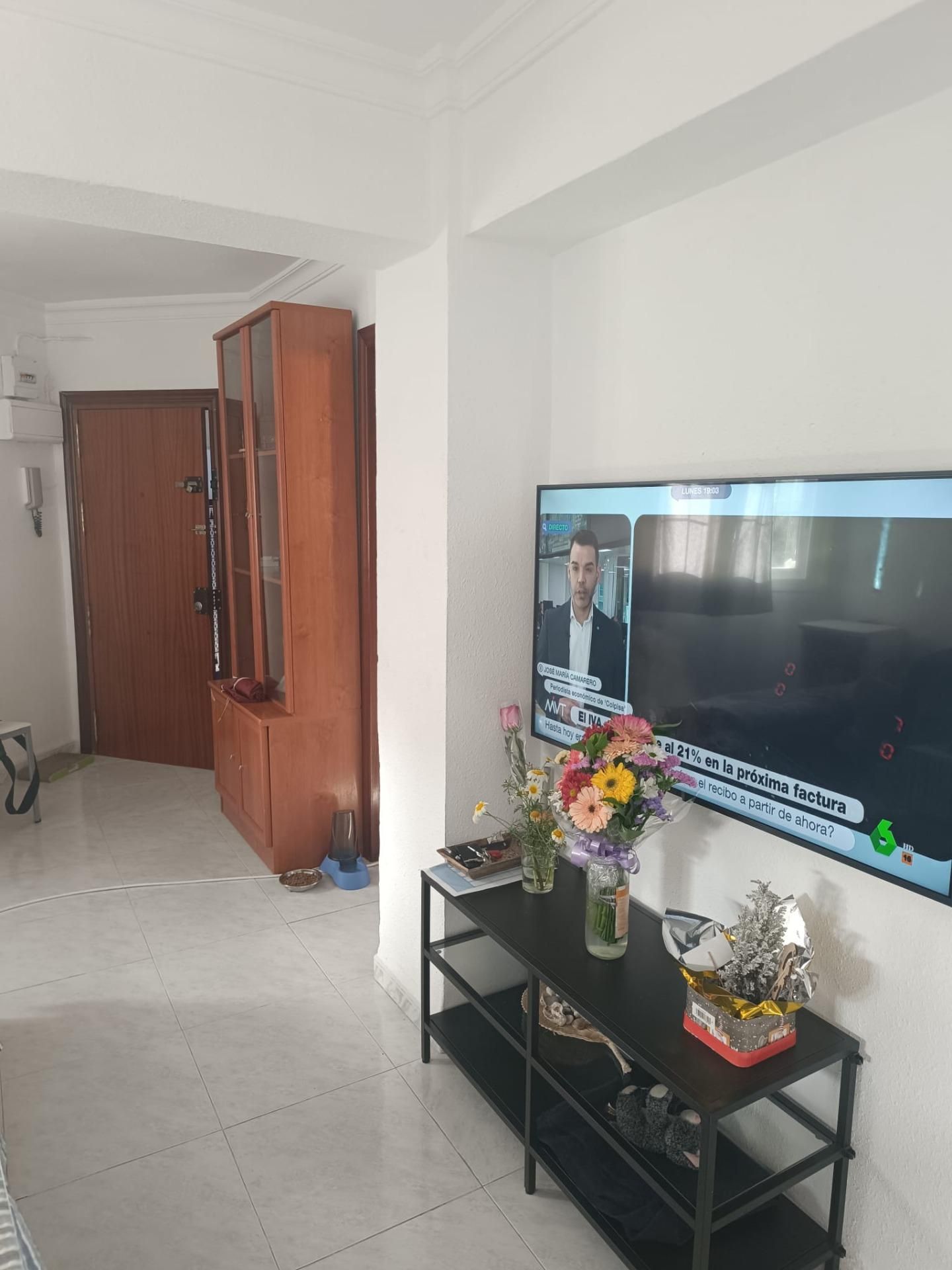 Sala d'estar de Pis en venda en  Sevilla Capital amb Aire condicionat