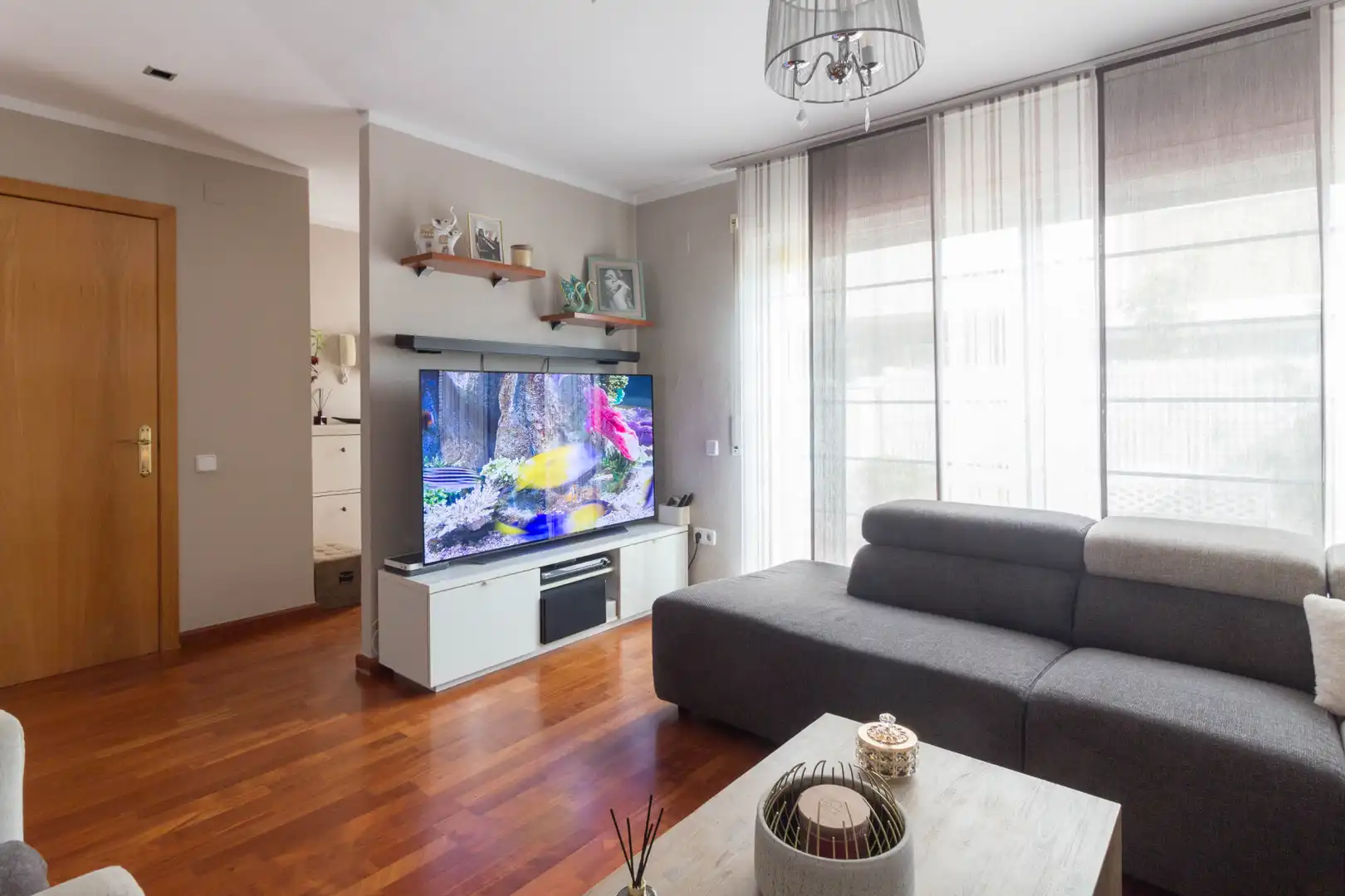 Sala d'estar de Casa adosada en venda en Cambrils amb Aire condicionat, Calefacció i Jardí privat