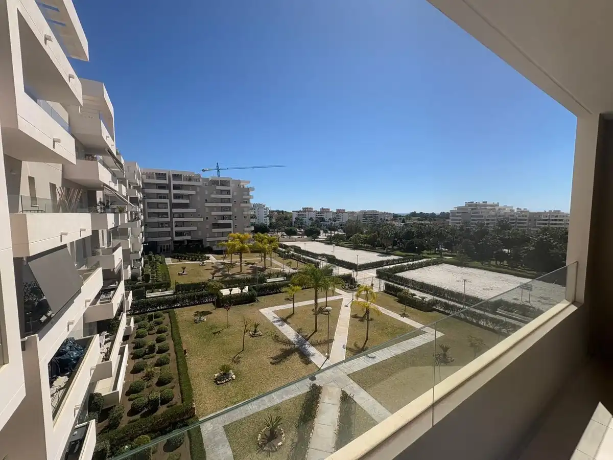 Apartament amb terrassa en venda a Calle los Granados 18