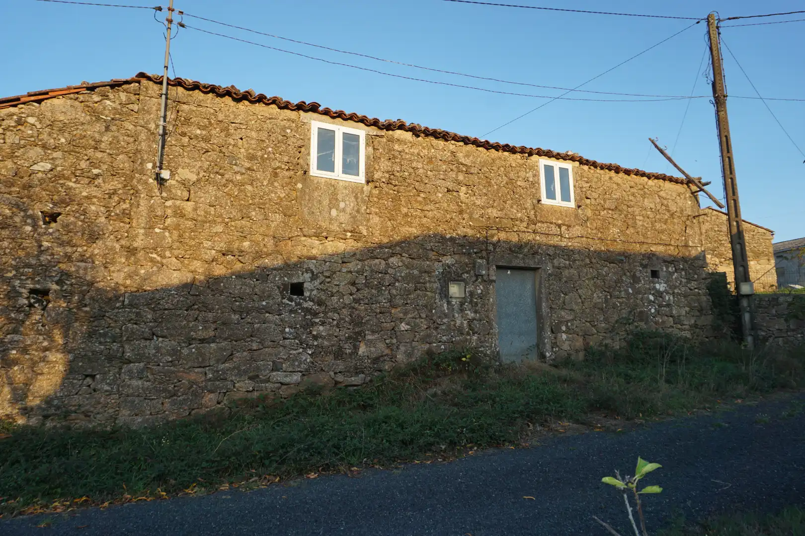 Vista exterior de Finca rústica en venda en Santiso amb Jardí privat