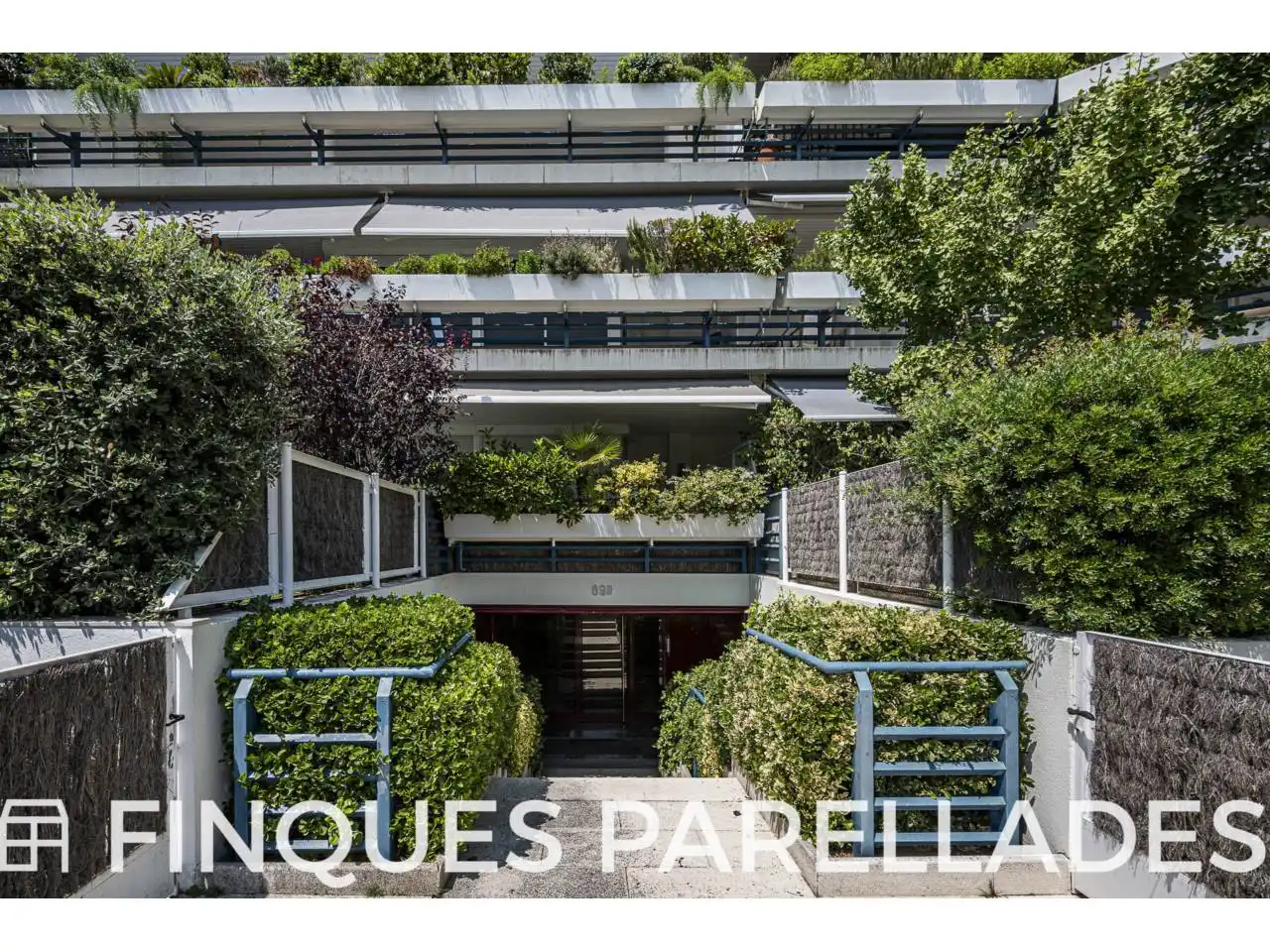 Exterior view of Flat for sale in Sitges  with Air Conditioner, Heating and Terrace