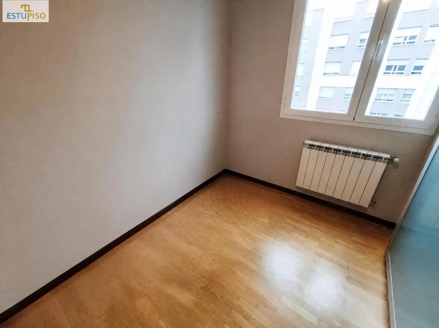 Bedroom of Flat for sale in Salburua - Arantzabela