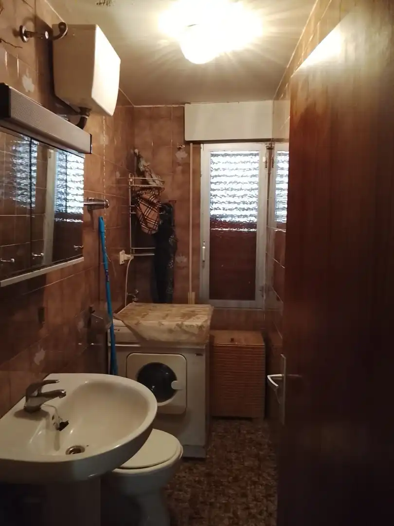 Bany de Casa o xalet en venda en Madrigal de la Vera amb Jardí privat