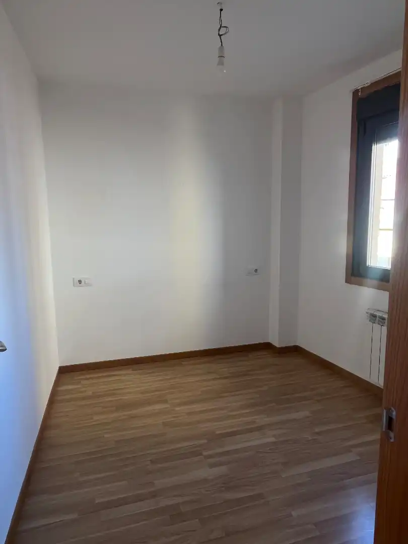 Bedroom of Flat for rent in Vigo   with Heating, Oven and Washing machine