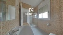 Bathroom of Flat for sale in Terrassa  with Terrace