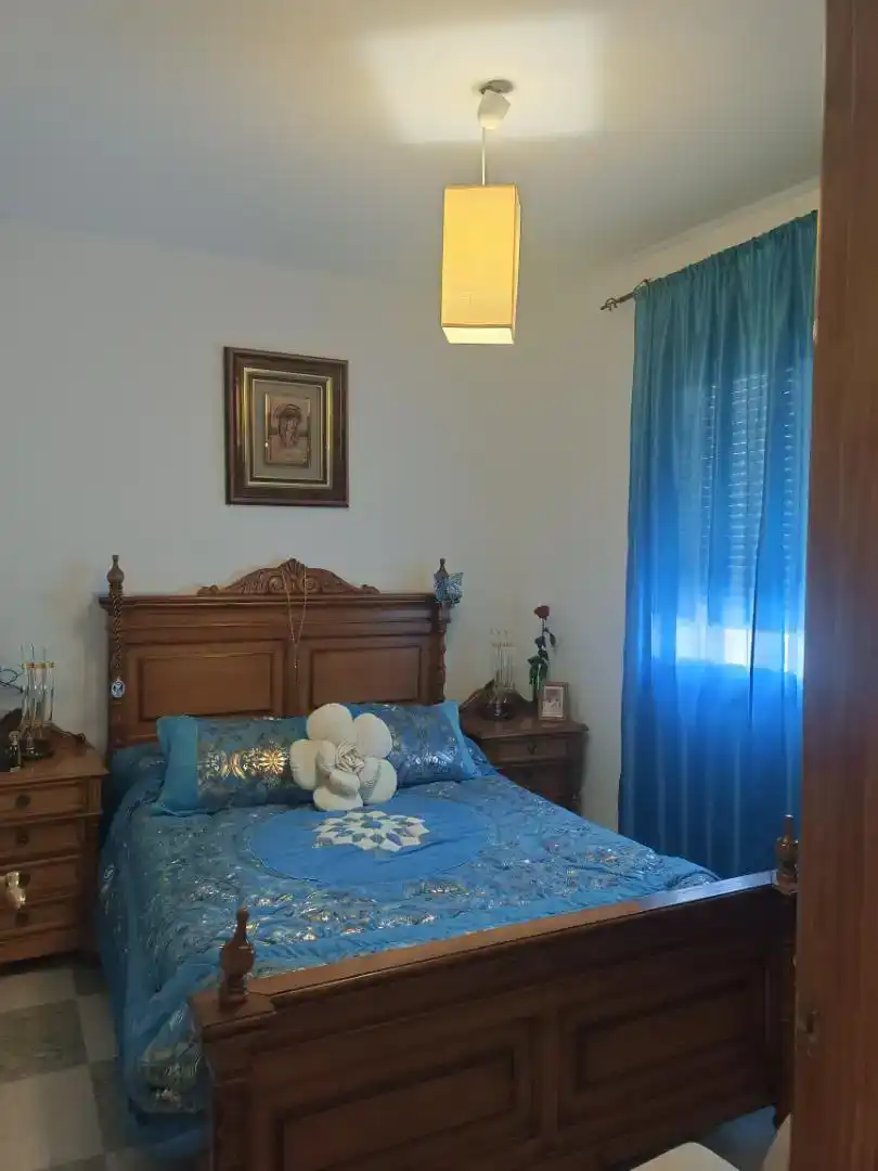 Dormitori de Casa adosada en venda en Fuente Vaqueros amb Aire condicionat i Balcó