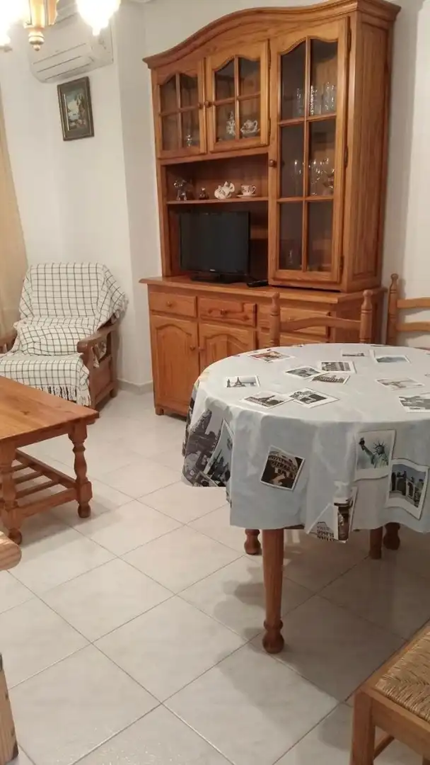 Esszimmer von Wohnungen zur Miete in Torrevieja mit Klimaanlage, Schwimmbad und Möbliert