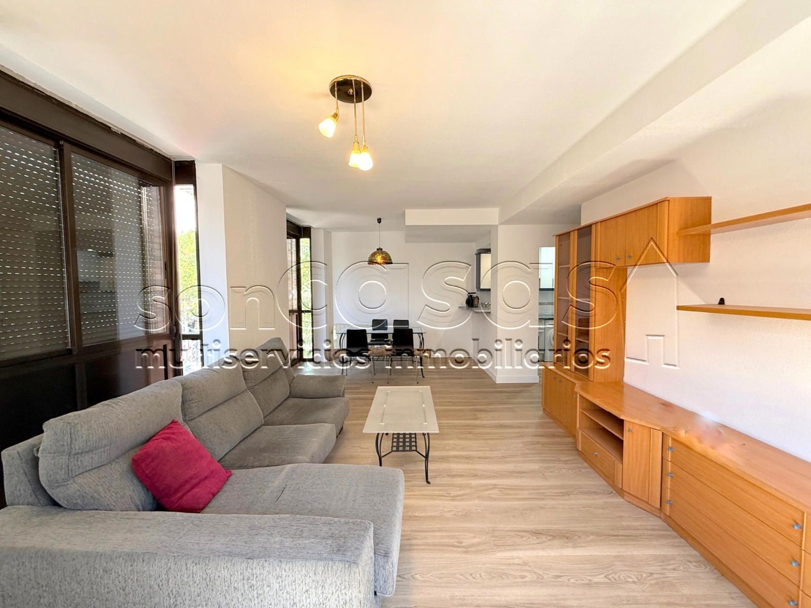 Living room of Apartment to rent in  Madrid Capital  with Air Conditioner, Heating and Furnished