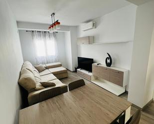 Living room of Flat to rent in Maracena  with Air Conditioner