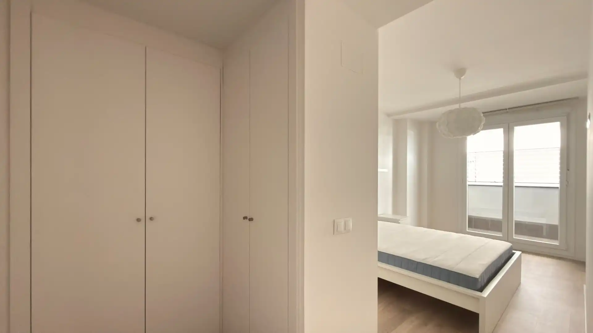 Schlafzimmer von Wohnungen zur Miete in Tres Cantos mit Klimaanlage, Heizung und Terrasse