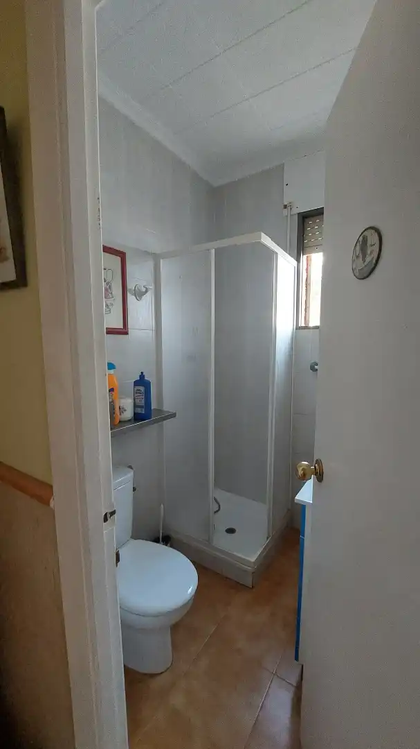 Badezimmer von Haus oder Chalet zum Verkauf in La Manga del Mar Menor mit Klimaanlage, Privatgarten und Terrasse