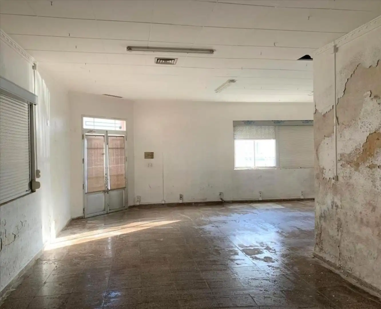 Commercial properties for sale in Almadén