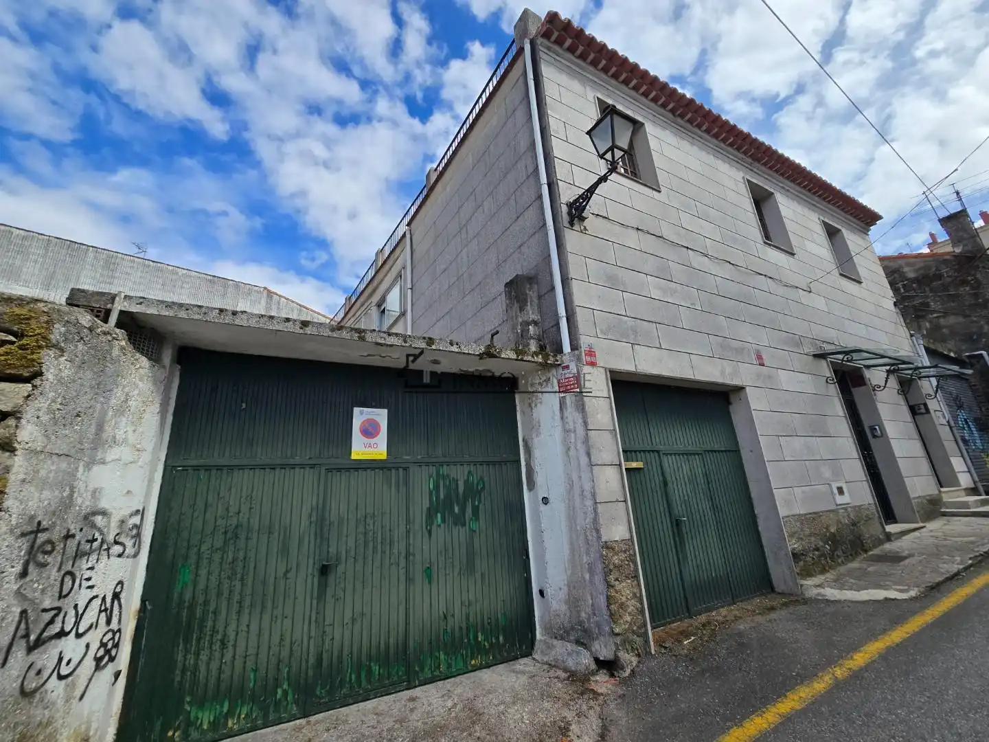 Parking de Casa o chalet en venta en Pontevedra Capital  con Calefacción, Jardín privado y Terraza