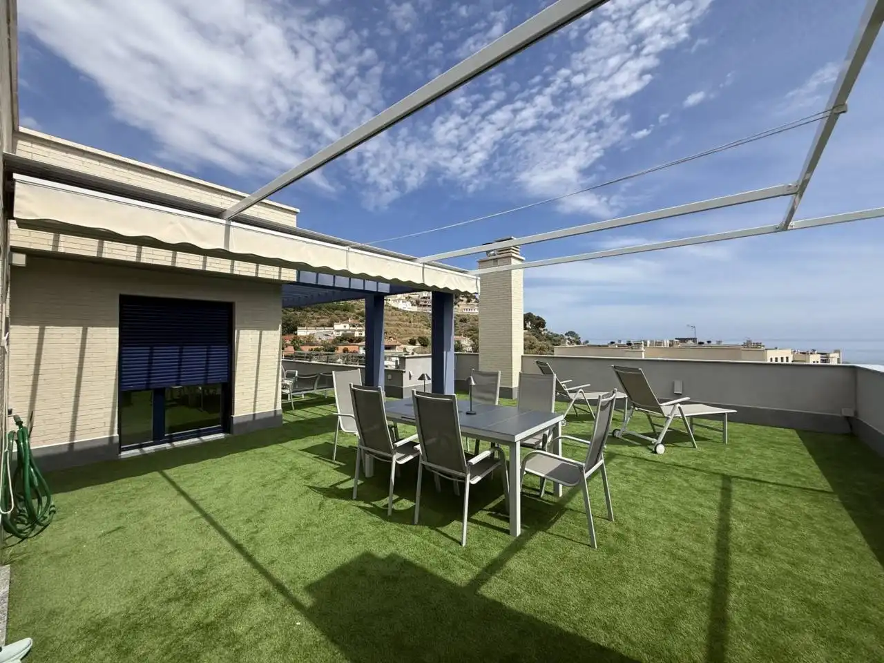 Terrasse von Dachboden zur Miete in Almuñécar mit Klimaanlage, Terrasse und Möbliert