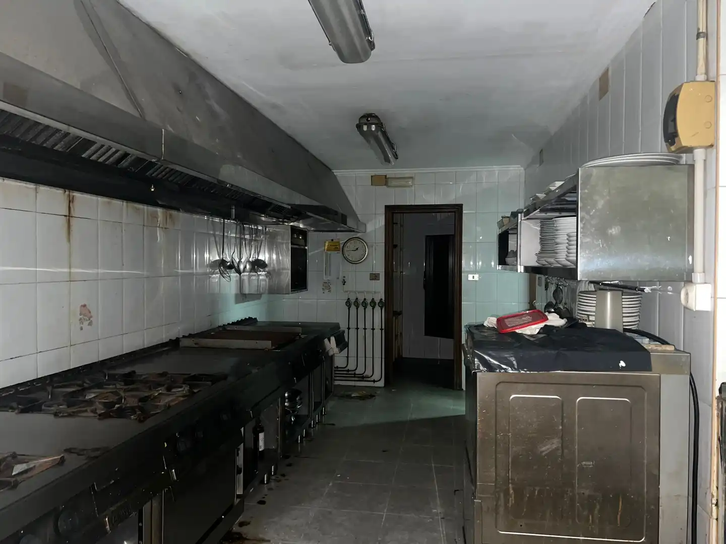 Küche von Geschaftsraum zum Verkauf in Narón mit Heizung, Terrasse und Möbliert