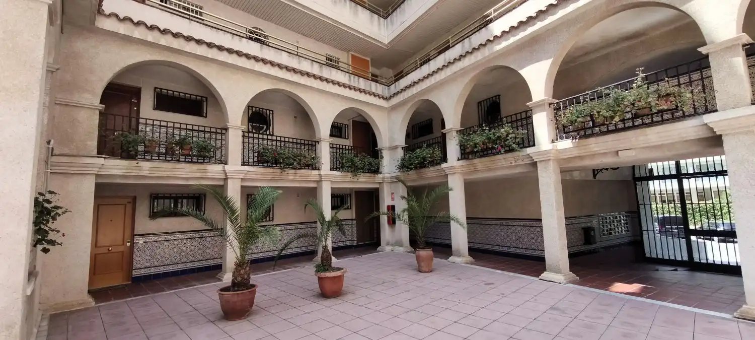 Wohnungen zum Verkauf in Salou mit Heizung, Terrasse und Möbliert