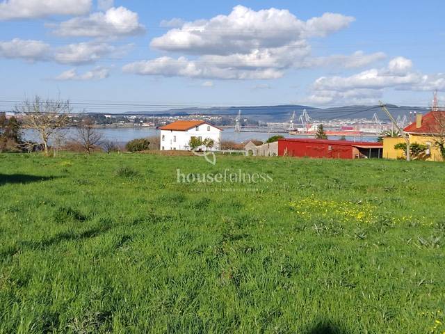 Terreno residencial en Venta en Mugardos