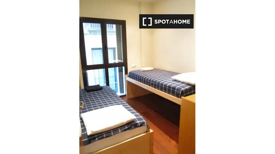 Piso con terraza en alquiler en Ciutat Vella, imagen 8