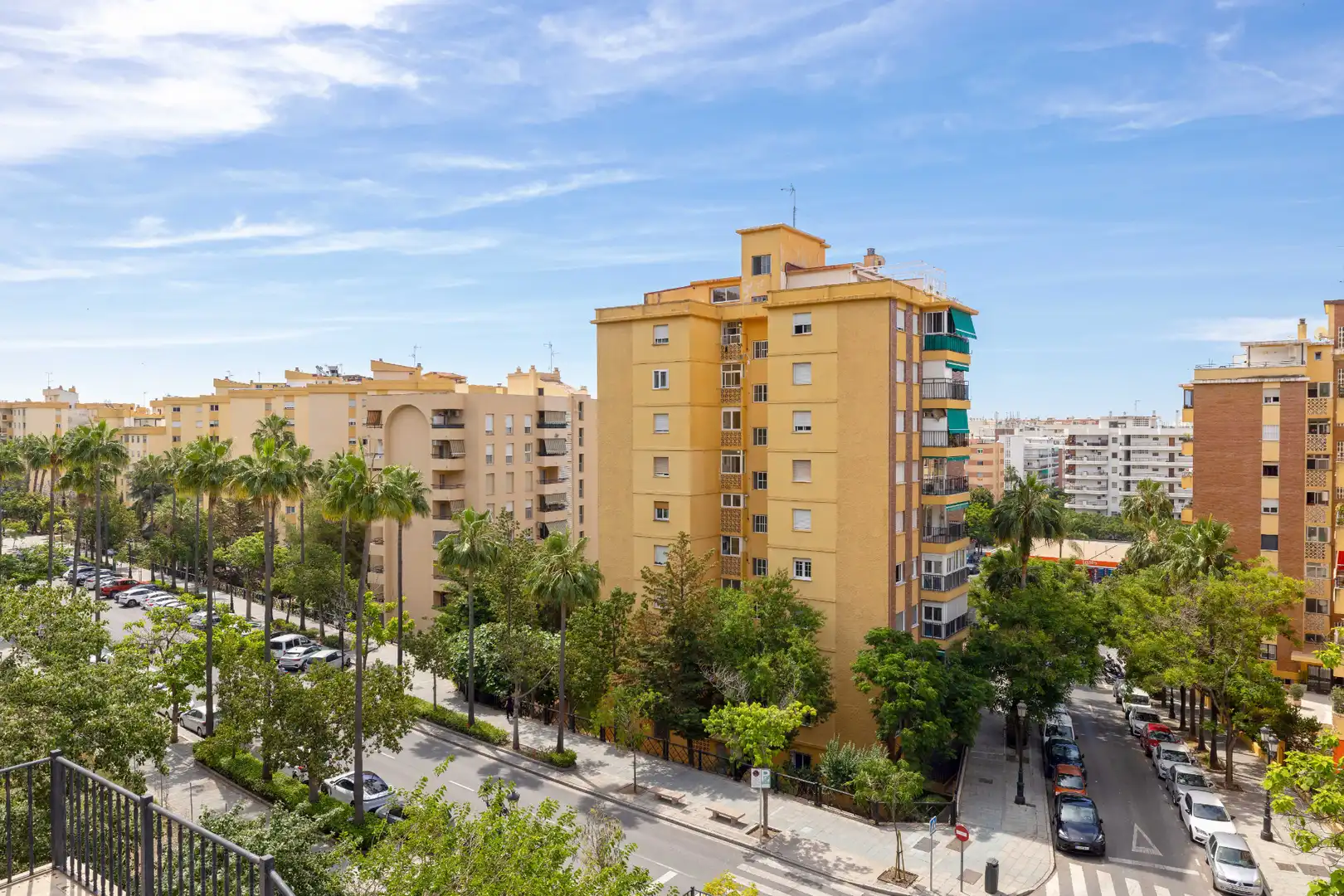 Exterior view of Flat for sale in Marbella  with Community pool
