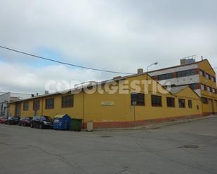 Exterior view of Industrial buildings to rent in Manlleu