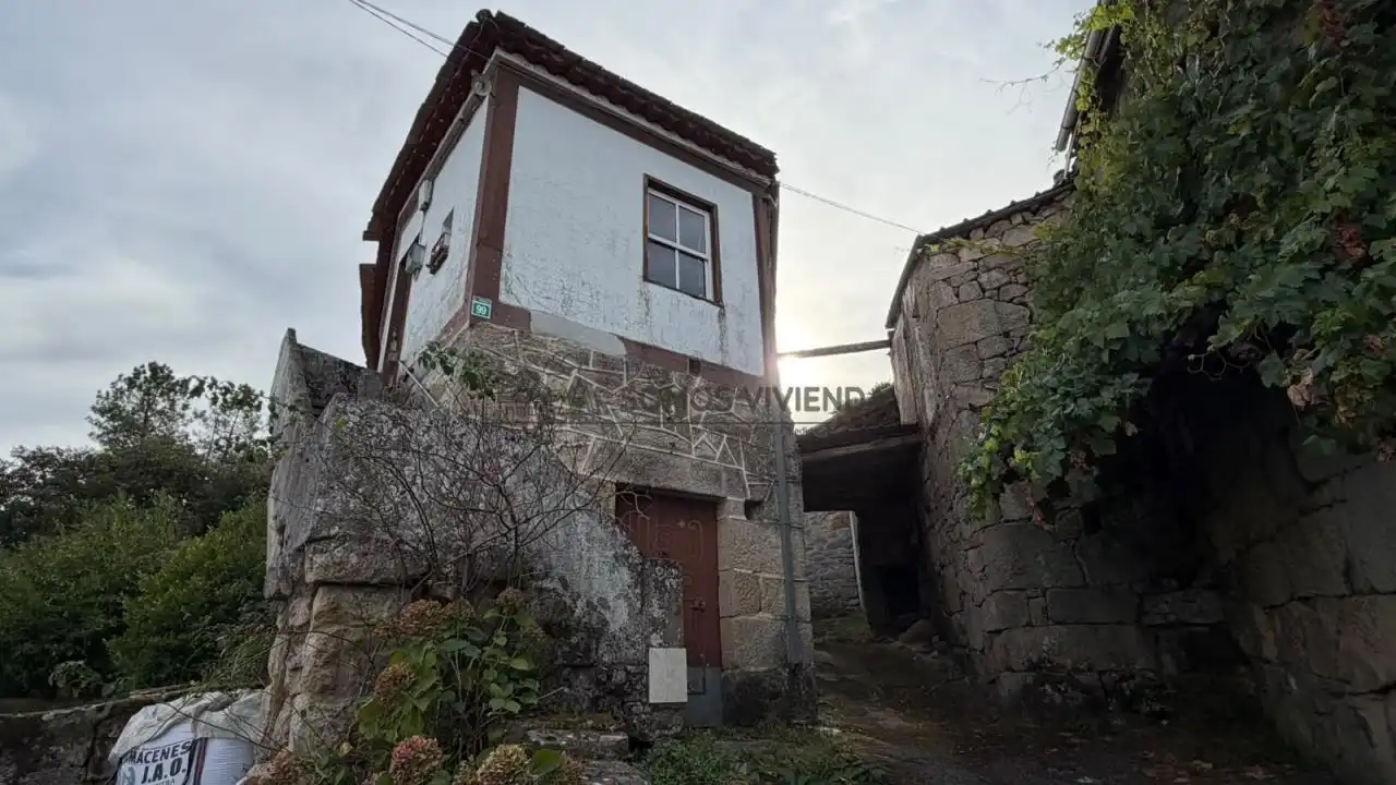 Haus zum Verkauf in O Pereiro de Aguiar