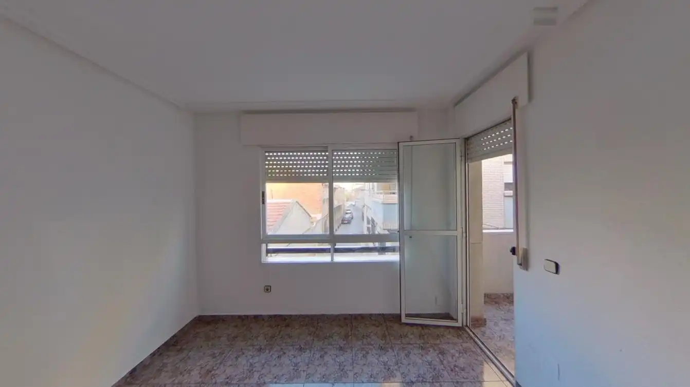 Habitación de Piso en venta en Murcia con Piscina
