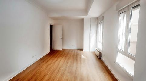 Foto 3 de Piso de alquiler en Calle Fernández de Isla, Centro - Ayuntamiento, Santander