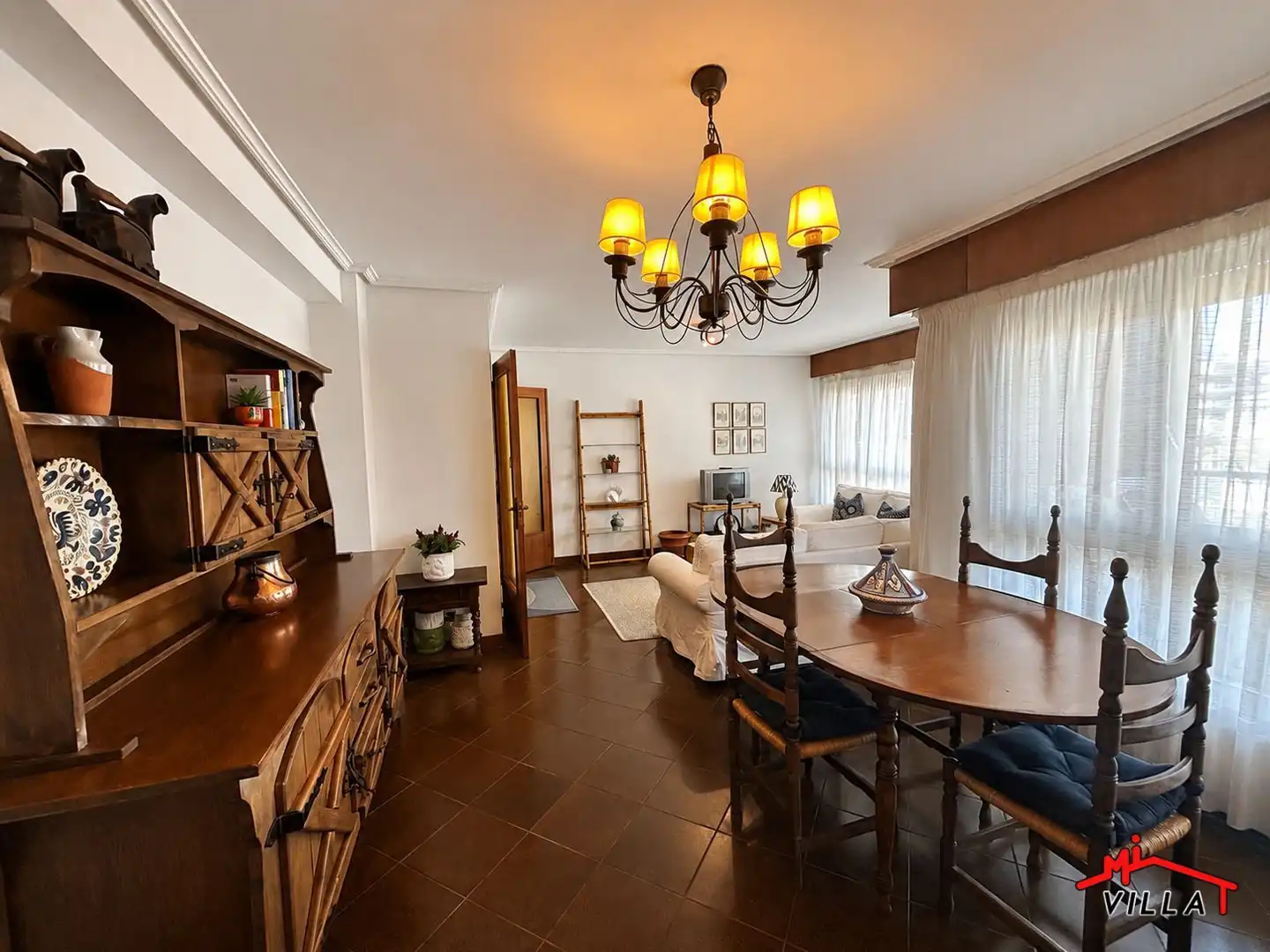 Comedor de Piso en venta en Laredo con Calefacción y Terraza