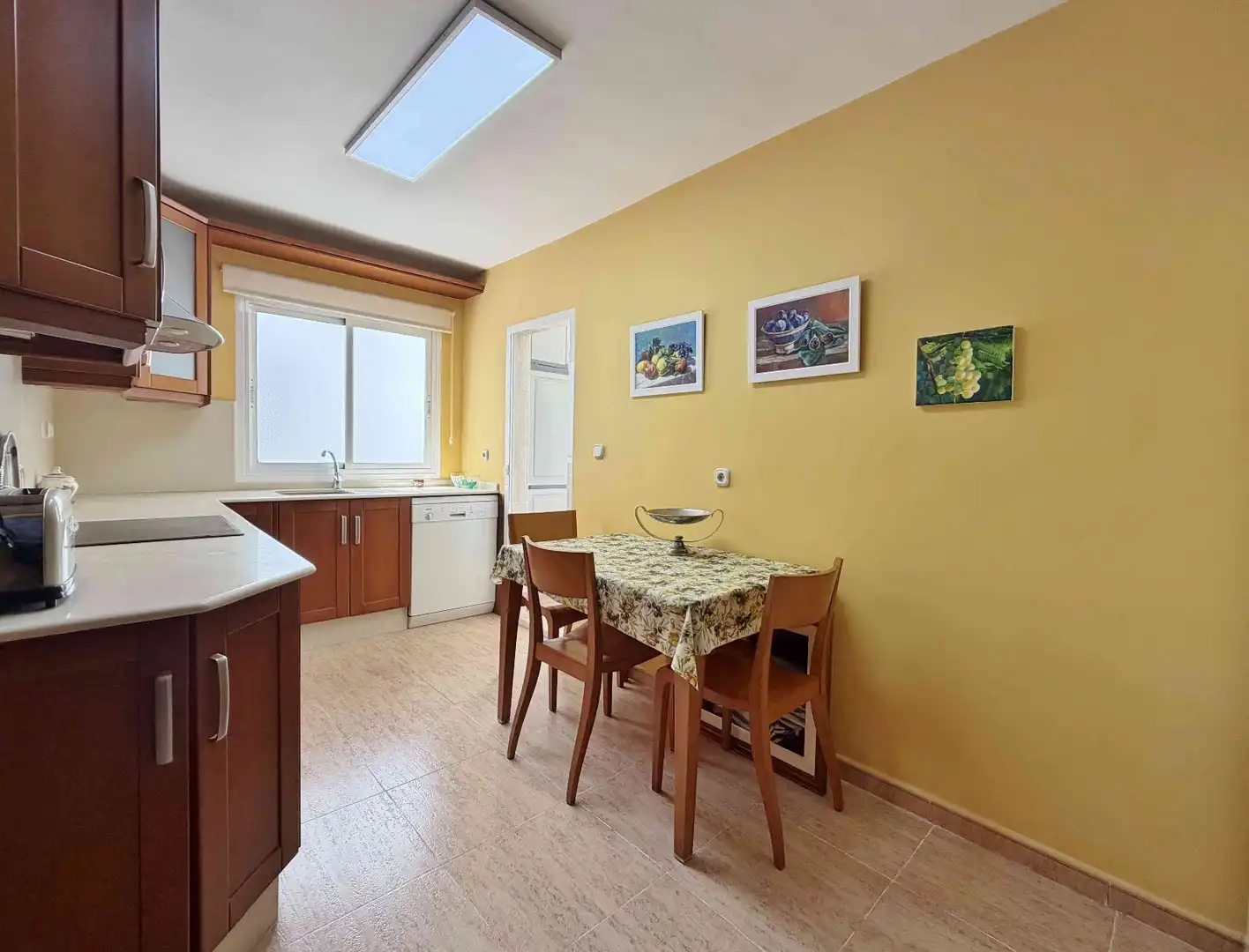 Wohnung zur Miete in Torres Naharro, 8, Nueva Andalucía