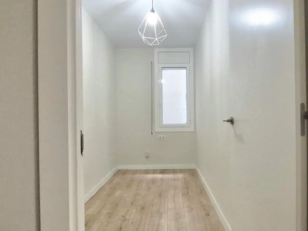 Piso en venta en Terrassa con Parquet y Alarma