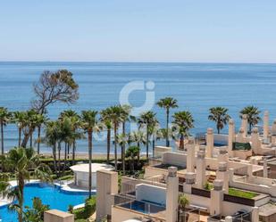 Jardí de Àtic en venda en Estepona amb Aire condicionat, Terrassa i Piscina