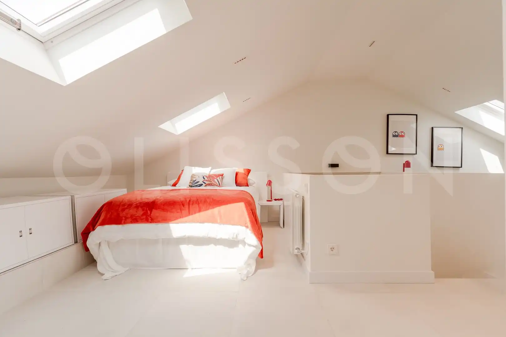 Bedroom of Houses for sale in Madrid  with Air Conditioner, Heating and Private garden