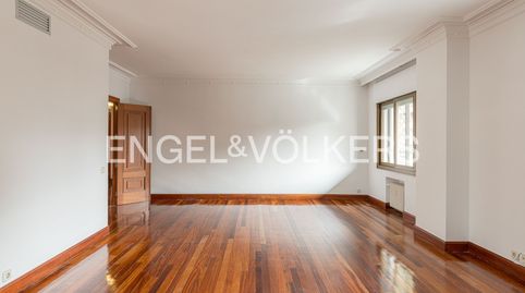 Foto 3 de Pis de lloguer a Nueva España, Madrid Capital