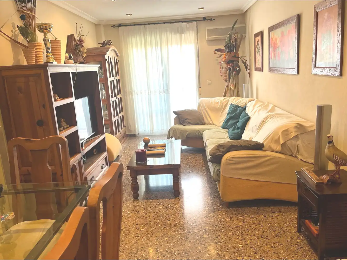 Piso con balcón en venta en Elche ciudad