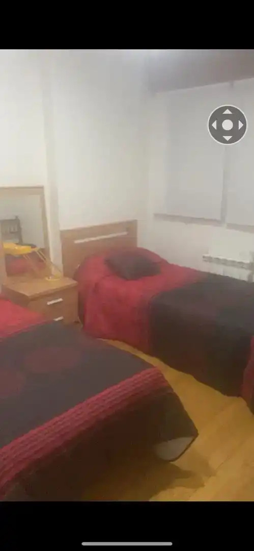 Schlafzimmer von Wohnung zur Miete in Xinzo de Limia mit Balkon
