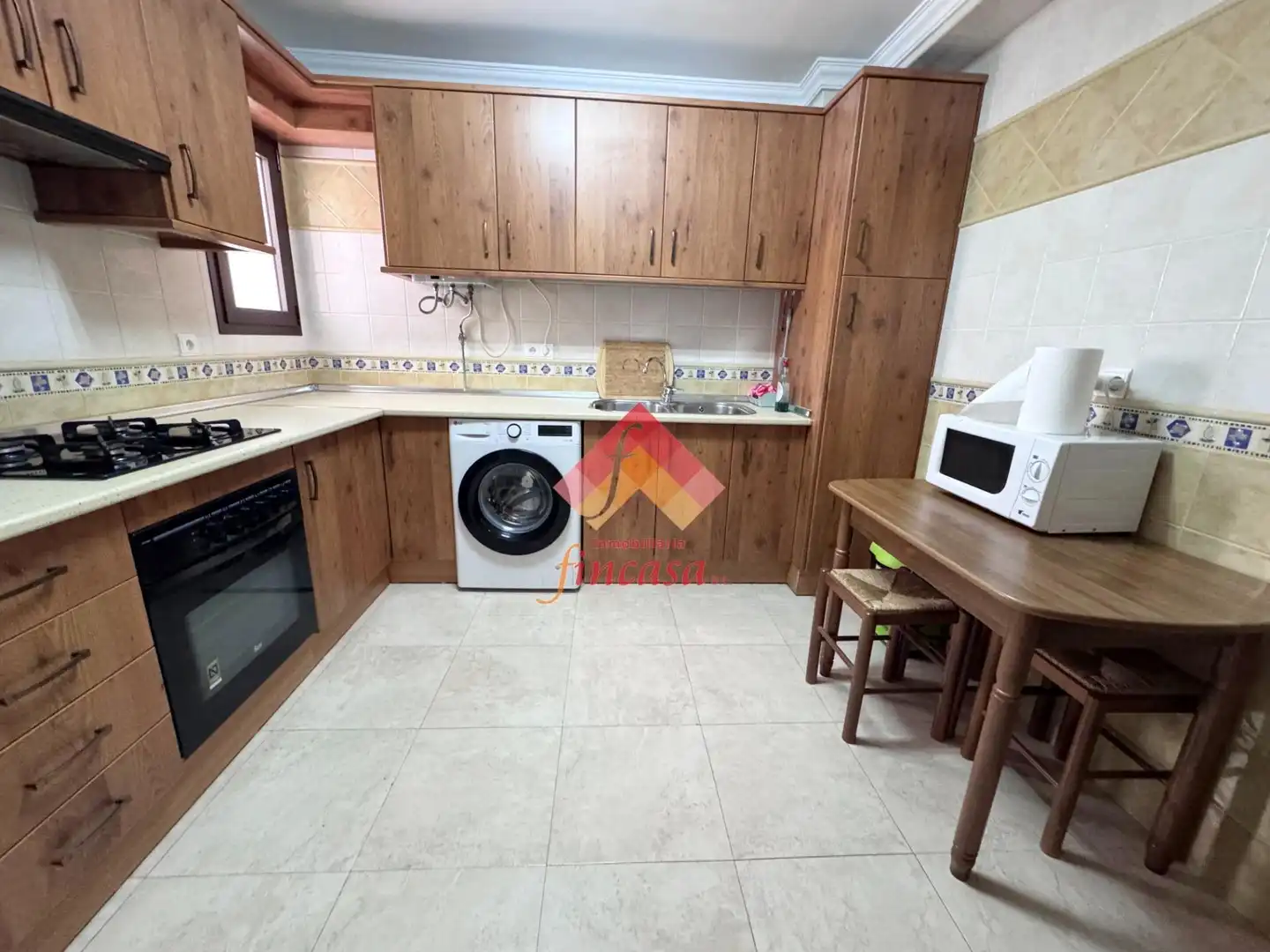 Flat to rent in Casco Histórico, imagen 3