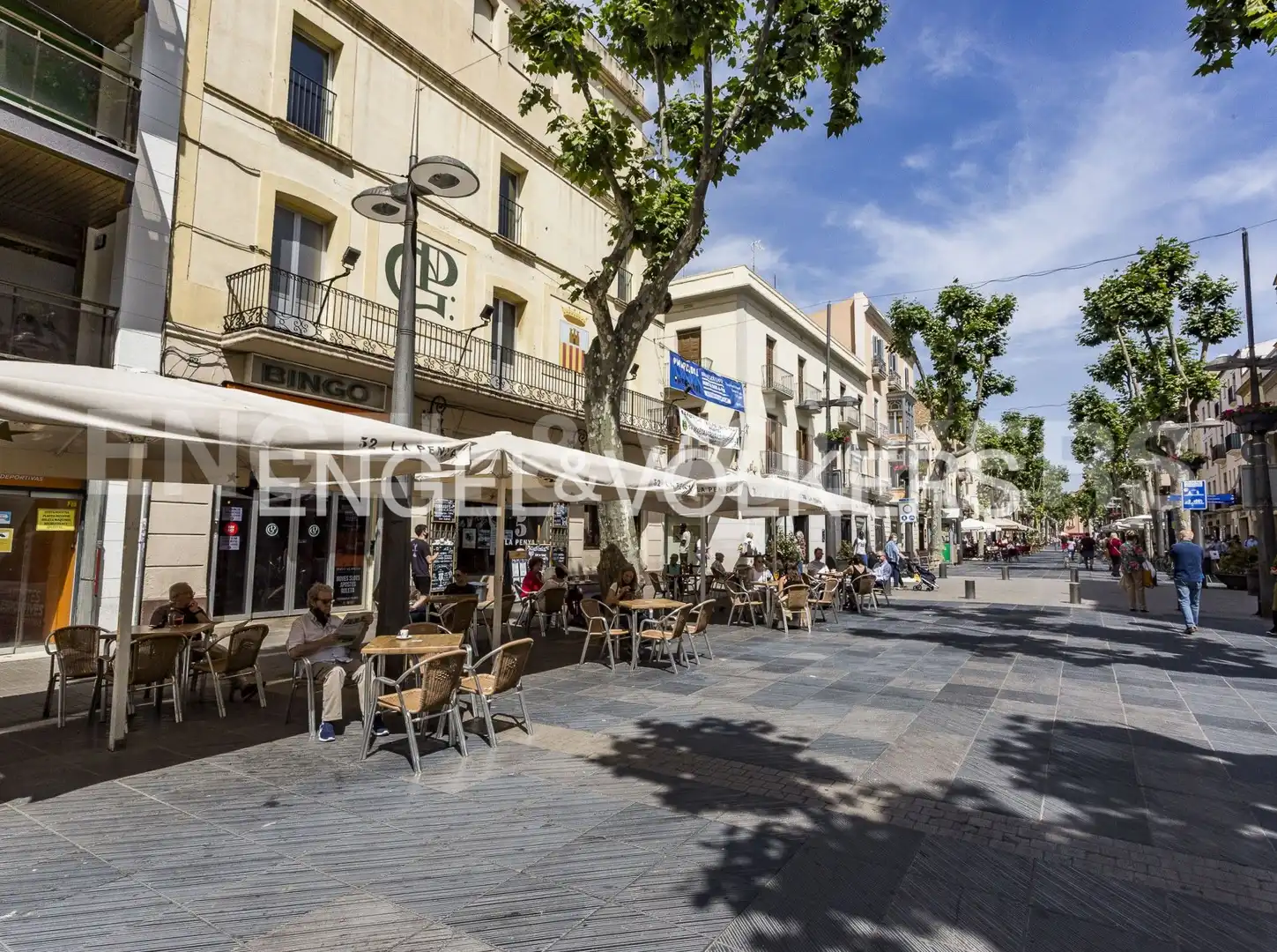Vista exterior de Casa adosada en venta en Vilanova i la Geltrú con Aire acondicionado, Calefacción y Parquet