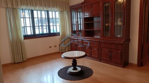 Foto 2 de Apartamento en venta en Cambre , A Coruña