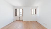 Bedroom of Apartment for sale in  Barcelona Capital  with Air Conditioner, Heating and Parquet flooring