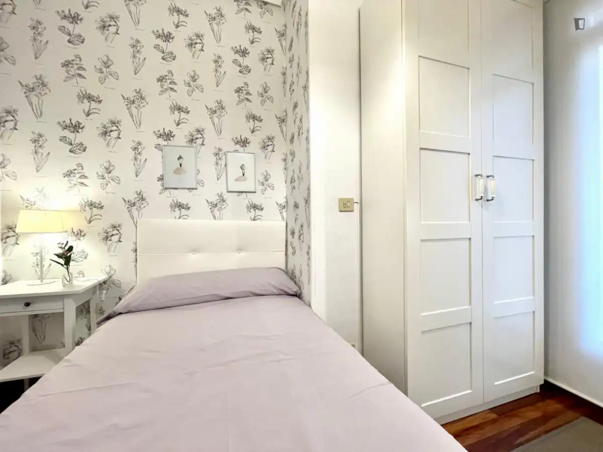 Room in Castaños - Begoñaibarra
