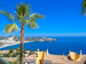 Exterior view of Flat for rent in Almuñécar  with Air Conditioner, Terrace and Furnished