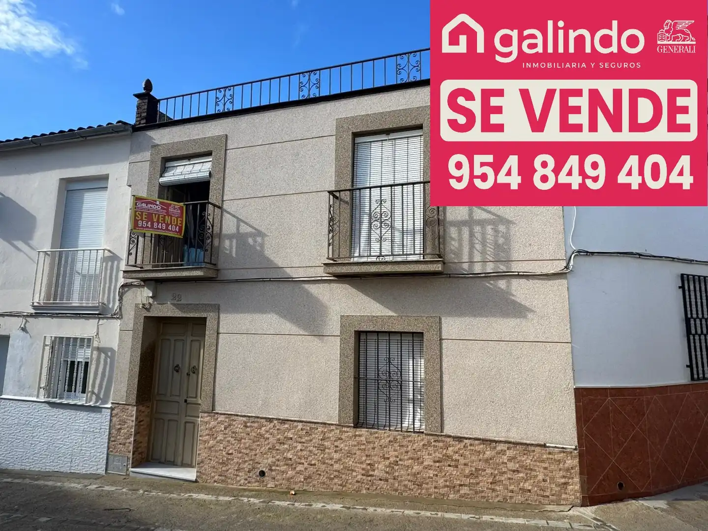 Vista exterior de Casa adosada en venda en Pruna