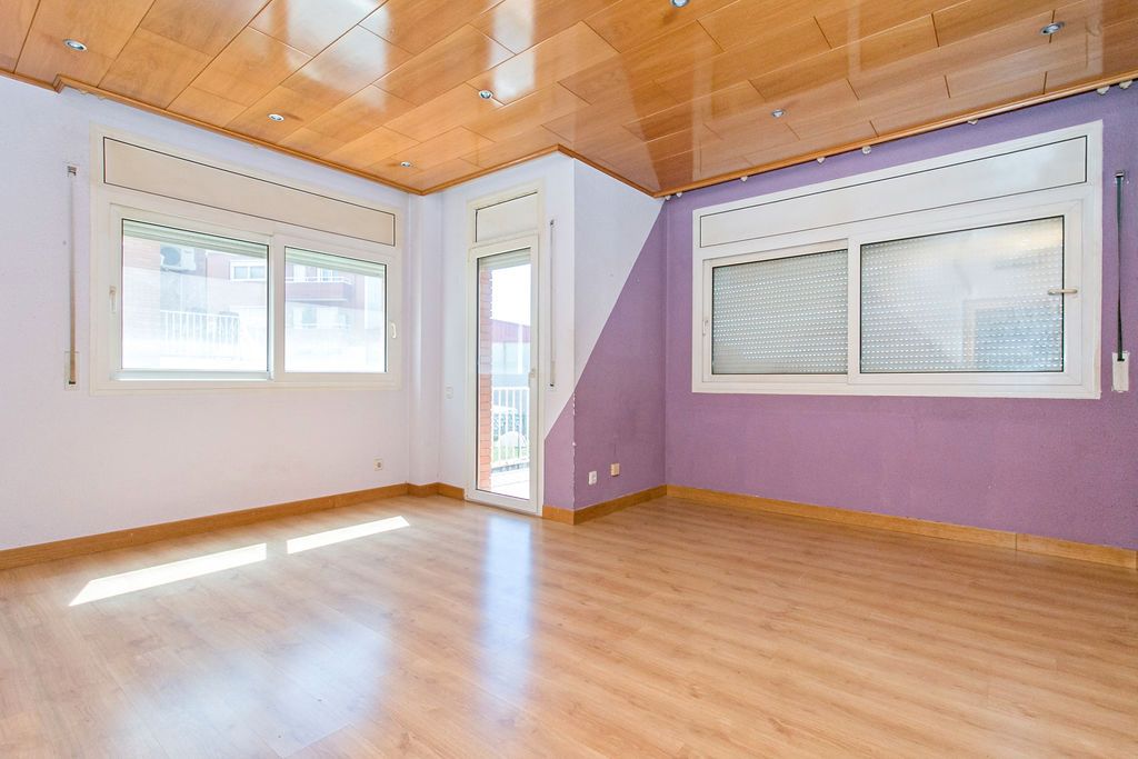 Sala d'estar de Apartament en venda en Masquefa amb Piscina