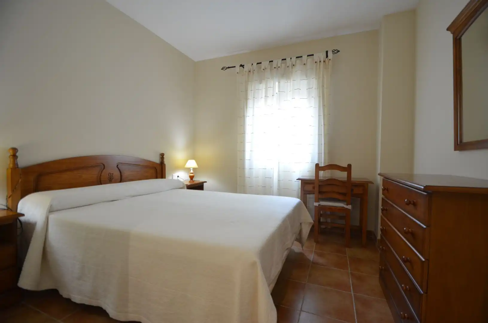 Habitación de Apartamento en venta en Ayamonte con Terraza, Amueblado y Piscina comunitaria