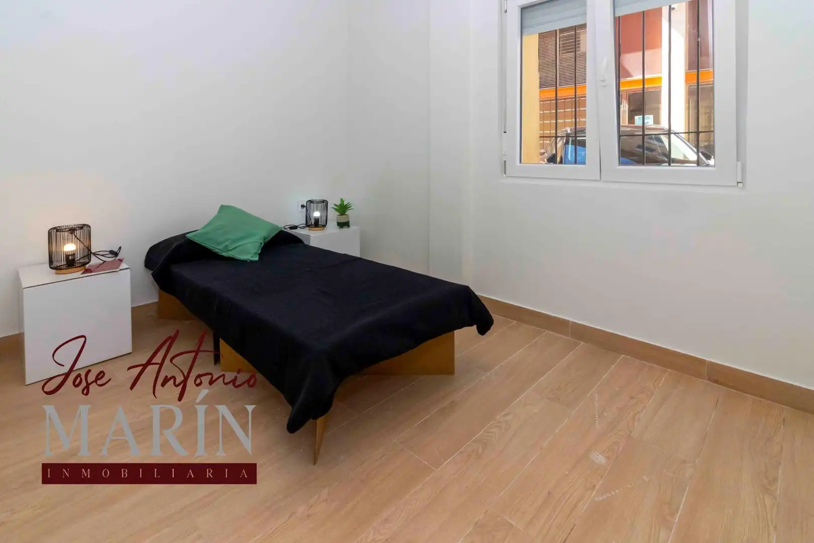 Bedroom of Flat for sale in Badajoz