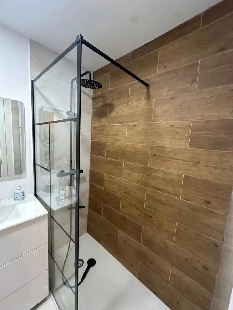Bathroom of Detached homes for sale in Ourense Capital   with Heating, Private garden and Terrace