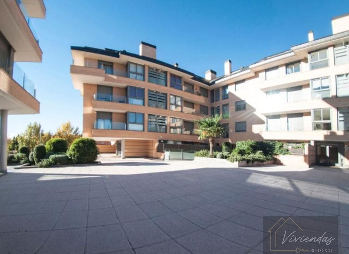 Flat to rent in MENENDEZ PIDAL, Sector B