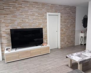 Living room of Flat for sale in Torrent  with Air Conditioner, Heating and Terrace