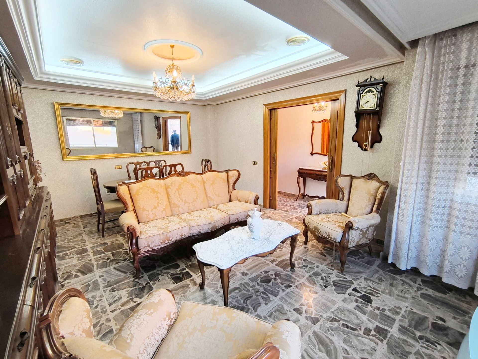 Sala d'estar de Casa o xalet en venda en Los Alcázares amb Terrassa, Moblat i Forn