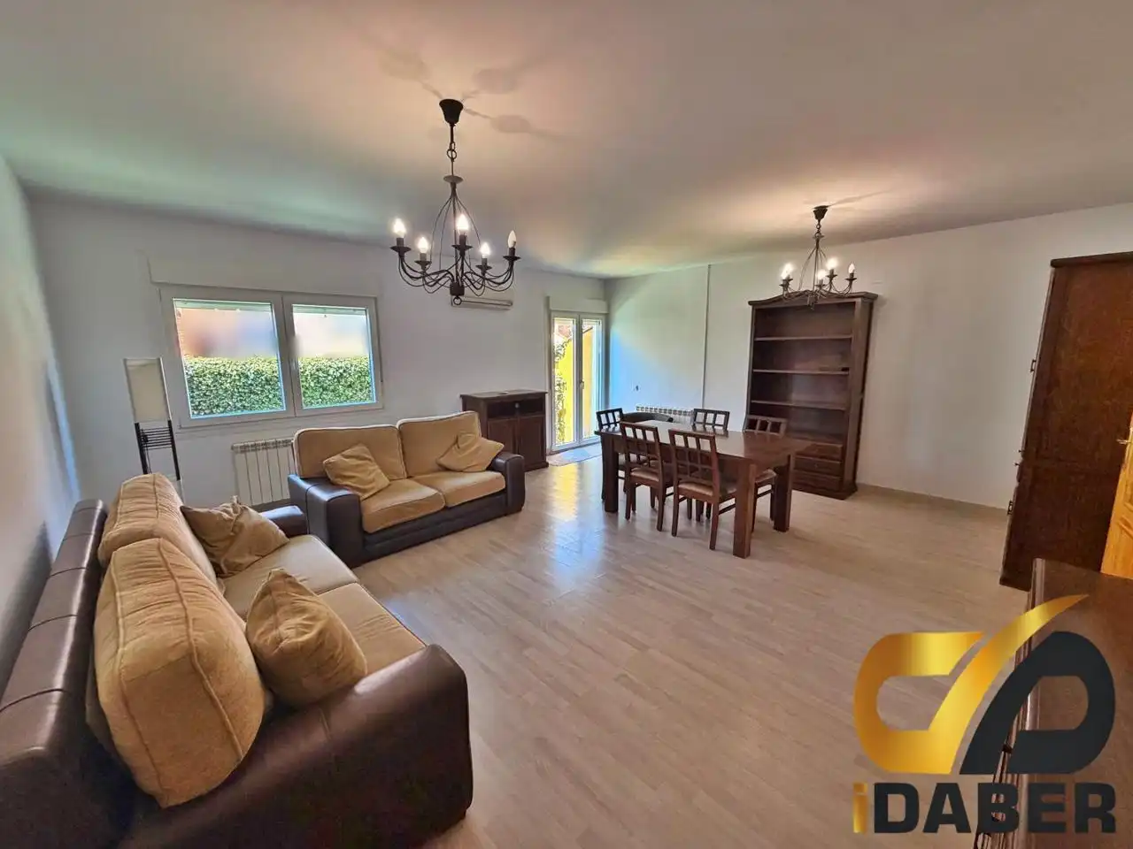 Sala de estar de Casa adosada en venta en Mocejón con Aire acondicionado, Calefacción y Alarma